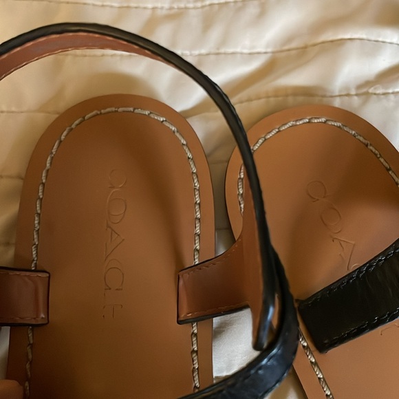 Flat coach flip flop sandals with dust bag and box leather 9.5 - Picture 7 of 9